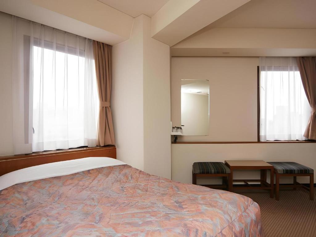Marroad Inn Tokyo Fuchu Bagian luar foto